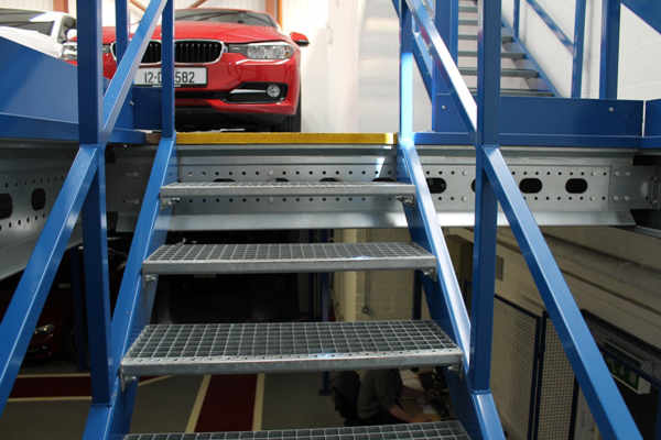  Warehouse Mezzanine Flooring | mezzaninefloor.ie| Ireland's leading mezzanine floor expert | Biggest supplier of Mezzanine Floor Ireland 12