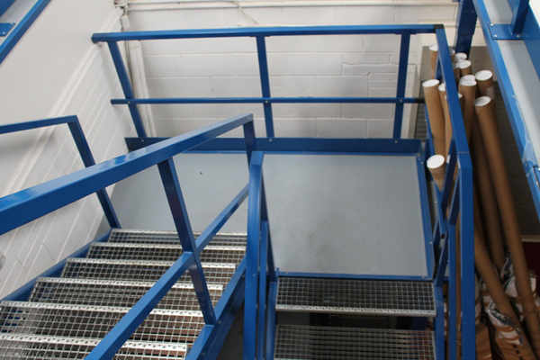  Warehouse Mezzanine Flooring | mezzaninefloor.ie| Ireland's leading mezzanine floor expert | Biggest supplier of Mezzanine Floor Ireland 2